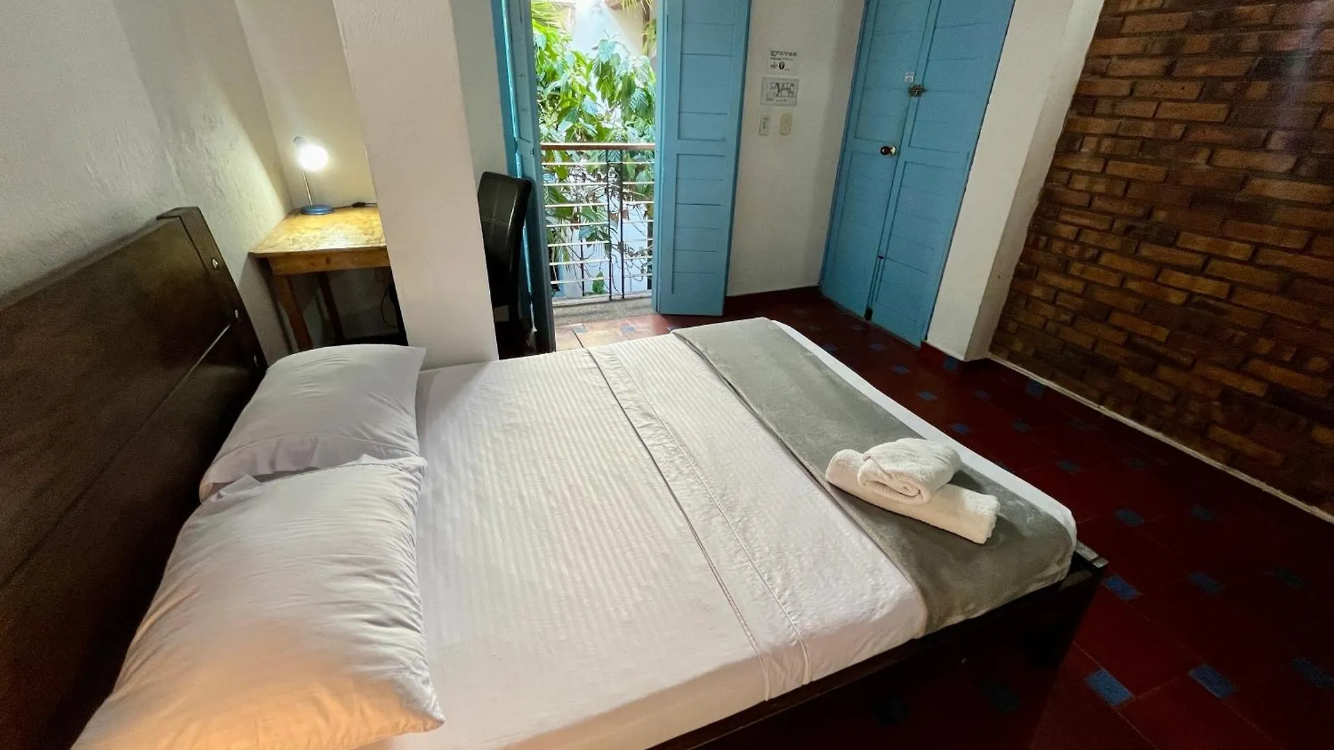 Sana Mar Hostel & Eco-Cafe Santa Marta
